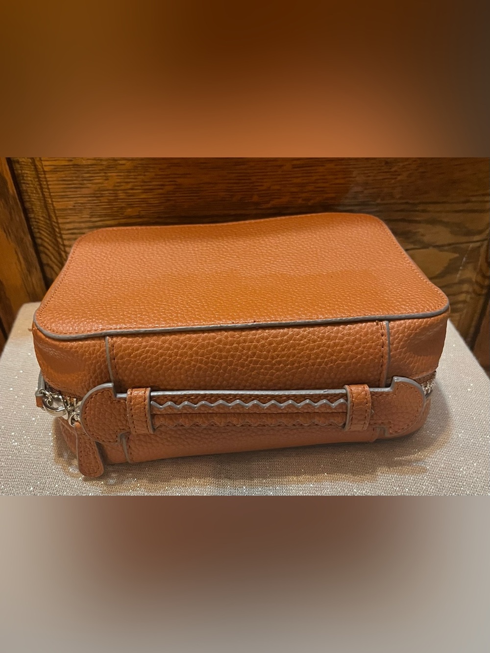 Trish McEvoy Brown Leather Power Of Make Up Make Up Bag - Picture 4 of 8